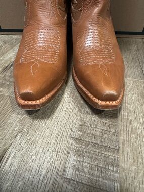 Tecovas Women’s Caramel Annie size 8 EUC